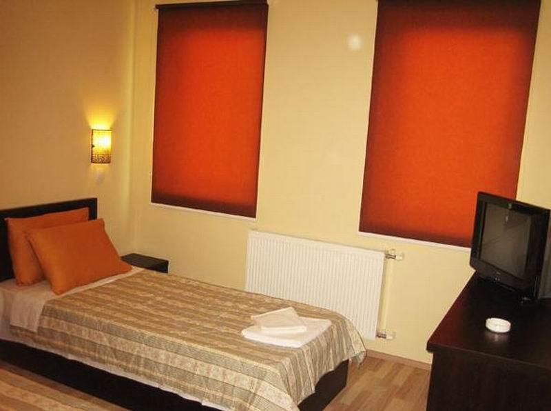 Hotel Aldi Cagllavice Værelse billede